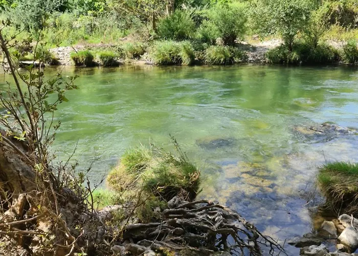 Domaine Du Moulin De Cors Πανσιόν