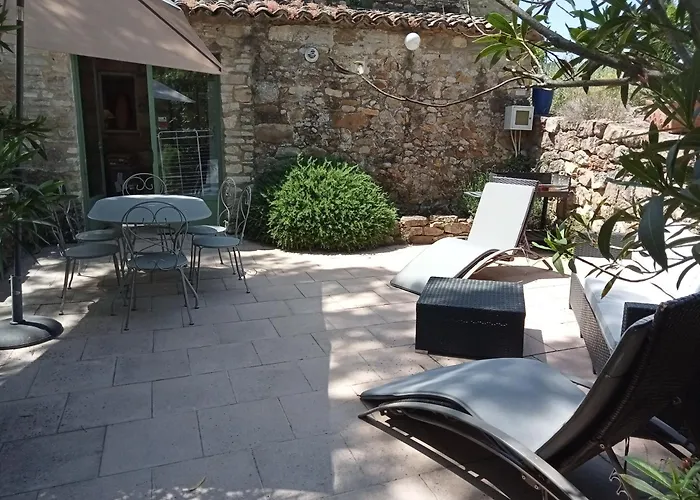 Domaine Du Moulin De Cors Πανσιόν *